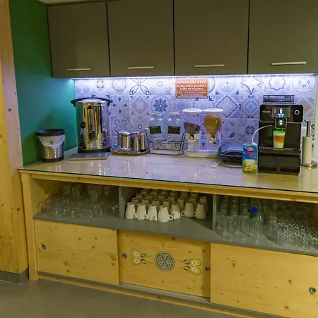 U Hanki Oda ve Kahvaltı 3*