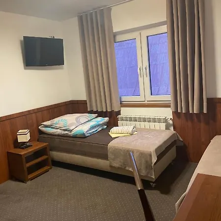 U Hanki Jacuzzi & Sauna 住宿加早餐酒店 Ciche Małe