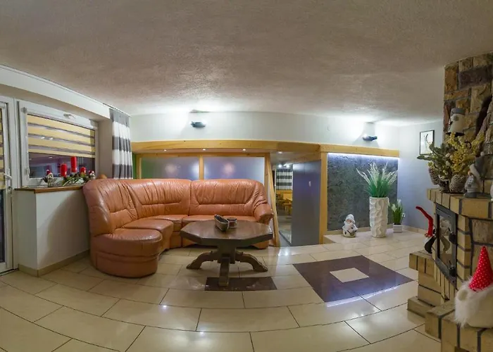 U Hanki Frühstückspension 3*